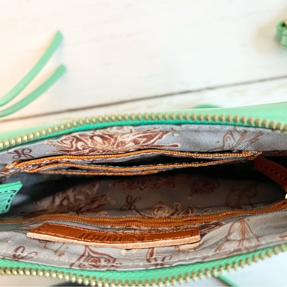Hobo Amble Leather Crossbody Bag in Mint - new - Picture 7 of 8